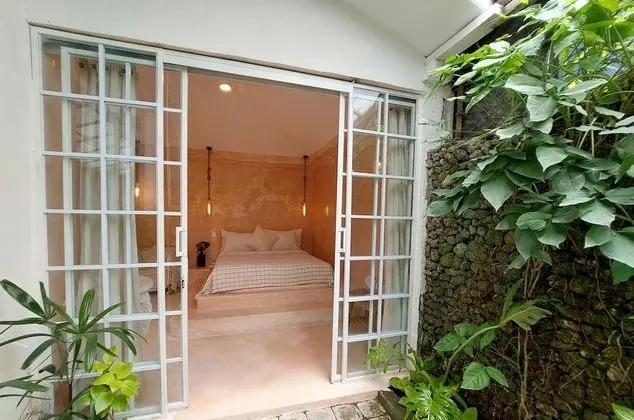Comfort Villa, 2 Yatak Odası, Balkon, Havuz Manzaralı