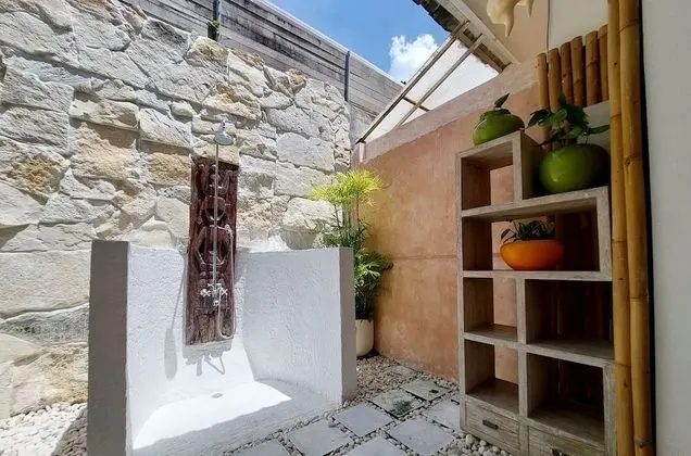 Comfort Villa, 2 Yatak Odası, Balkon, Havuz Manzaralı