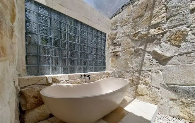 Comfort Villa, 2 Yatak Odası, Balkon, Havuz Manzaralı