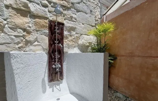 Comfort Villa, 2 Yatak Odası, Balkon, Havuz Manzaralı