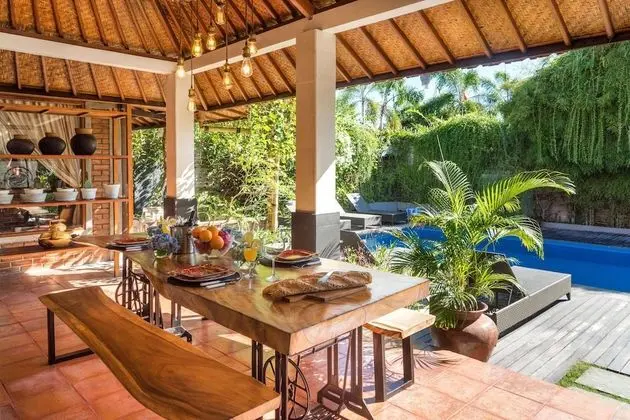 Family Villa, 4 Yatak Odası, Avlu Manzaralı, Havuz Kenarı