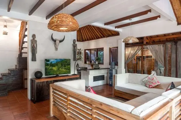Family Villa, 4 Yatak Odası, Avlu Manzaralı, Havuz Kenarı
