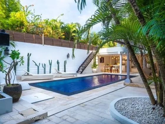 Luxury Villa, 3 Yatak Odası, Balkon/Veranda, Bahçe Manzaralı