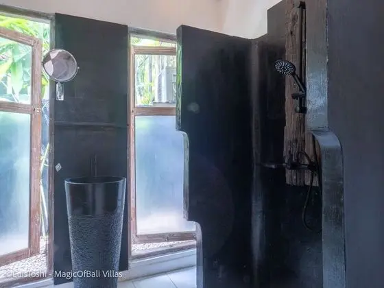Luxury Villa, 3 Yatak Odası, Balkon/Veranda, Bahçe Manzaralı