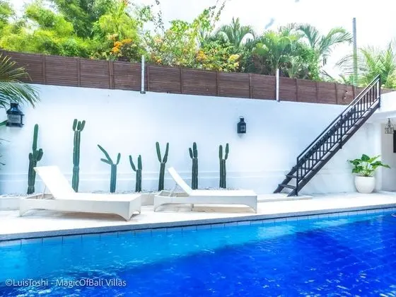 Luxury Villa, 3 Yatak Odası, Balkon/Veranda, Bahçe Manzaralı