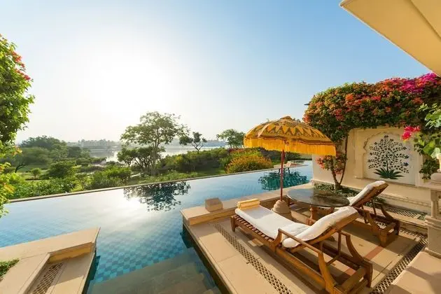 Premier Oda (Semi Private Pool)