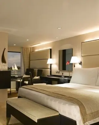 Luxury Süit (with private terrace & Jacuzzi)