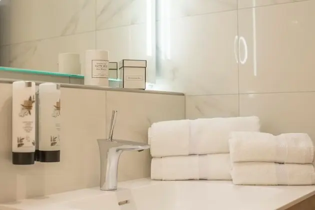 Deluxe Tek Büyük Yataklı Oda, Balkon, Dağ Manzaralı