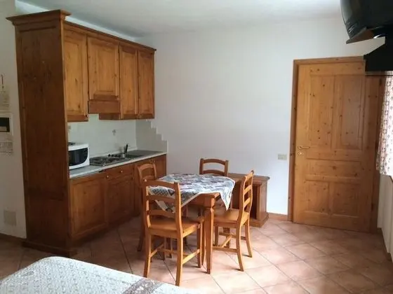 Basic Stüdyo, Dağ Manzaralı, Zemin Kat