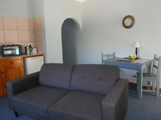 Self-catering units - Queen Bed