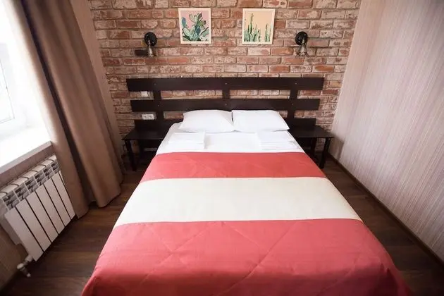 Standard Tek Büyük Yataklı Oda