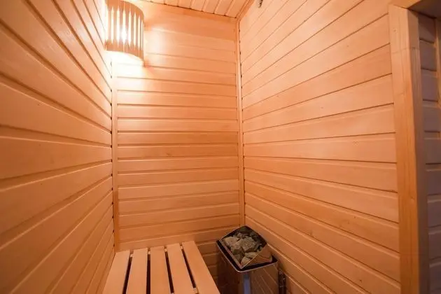 Superior Tek Büyük Yataklı Oda, Sauna