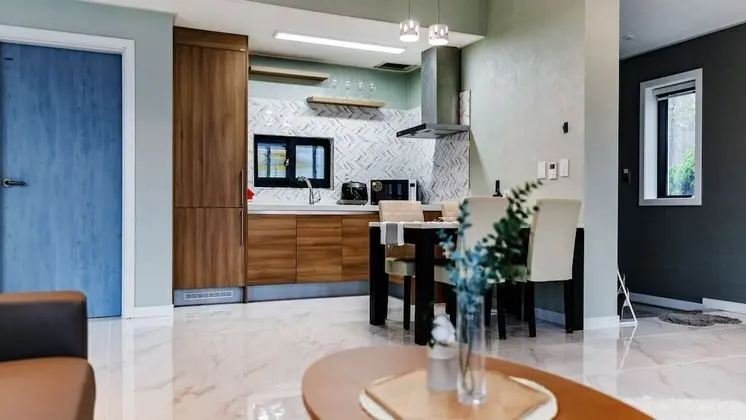 Ev (McCartney, Pet Friendly)