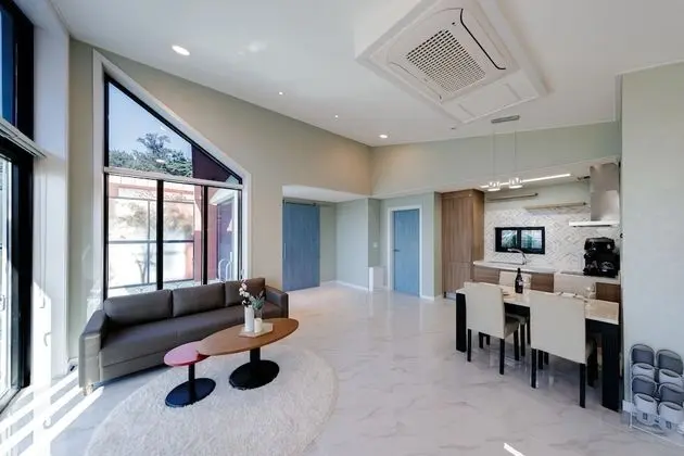 Ev (McCartney, Pet Friendly)