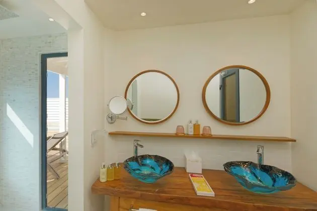 Water Villa with Pool
