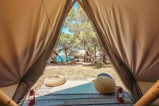 Classic Bell Tent (1-2 Adults)