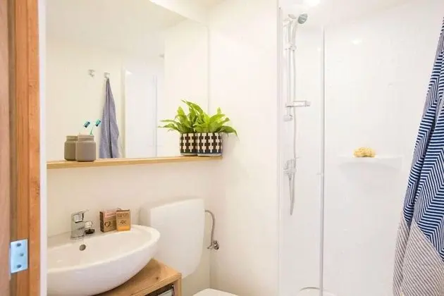 Forest Lodge (1-2 adults)