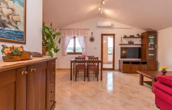 Apart Daire, 1 En Büyük (King) Boy Yatak ve Çekyat