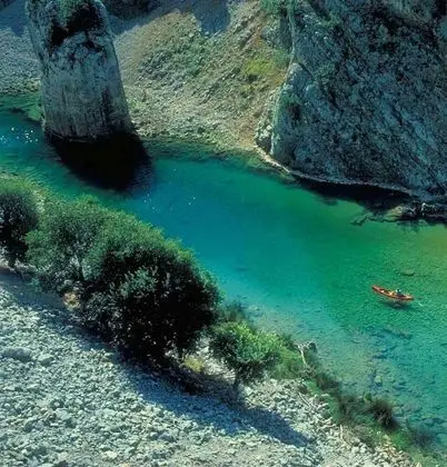 Apart Daire, 1 En Büyük (King) Boy Yatak ve Çekyat