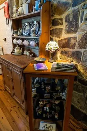 Romantic Kır Evi, 1 Büyük (Queen) Boy Yatak (Owls Croft)