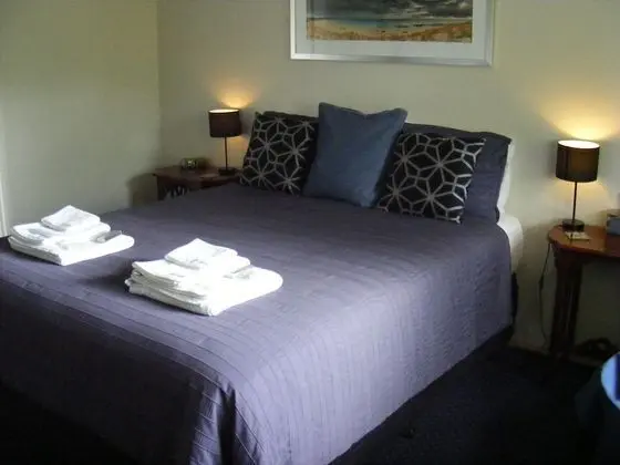 Standard Oda, Sigara İçilmez (Eagle Bay)