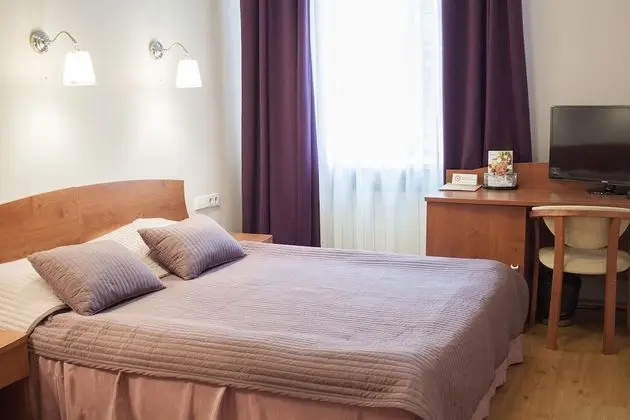Comfort Tek Büyük veya İki Ayrı Yataklı Oda