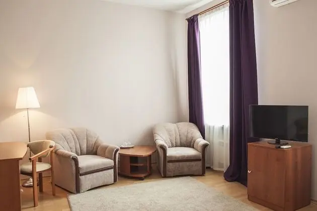 Comfort Tek Büyük veya İki Ayrı Yataklı Oda