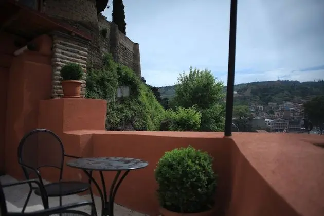 Apart Daire, 1 Büyük (Queen) Boy Yatak