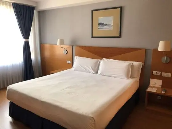 Standard Büyük Yataklı Tek Kişilik Oda