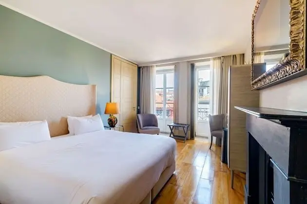 Deluxe Tek Büyük Yataklı Oda