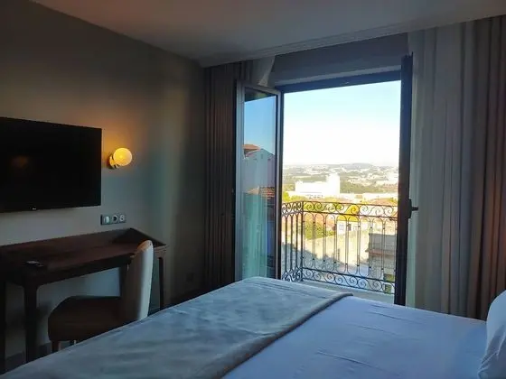 Tek Büyük Yataklı Oda, Balkon