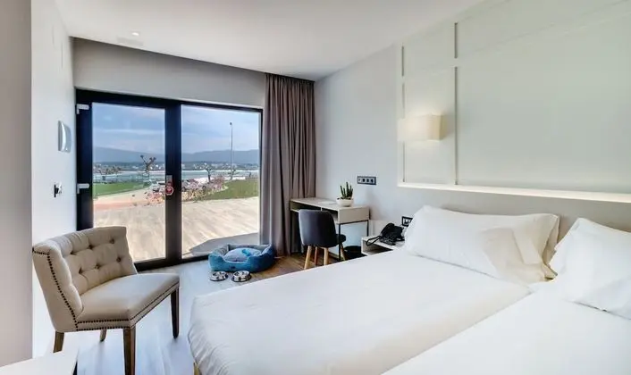 Tek Büyük veya İki Ayrı Yataklı Oda