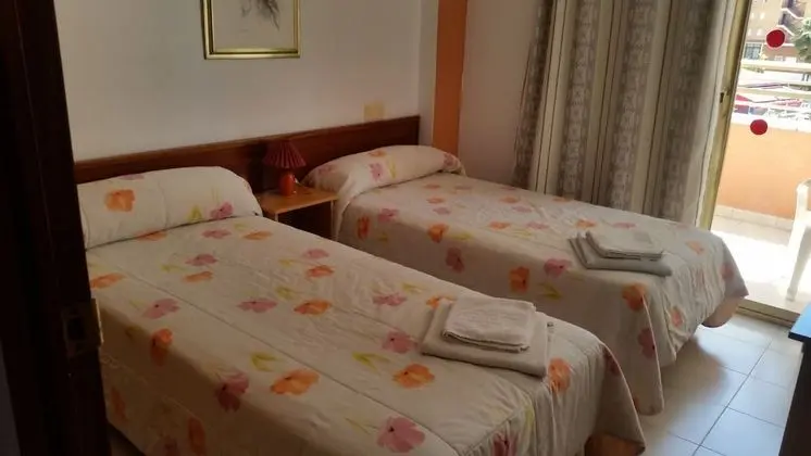 Apart Daire, 2 Tek Kişilik Yatak, Sigara İçilmez, Teras
