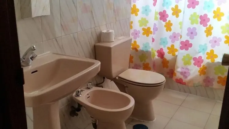 Apart Daire, 2 Tek Kişilik Yatak, Sigara İçilmez, Teras