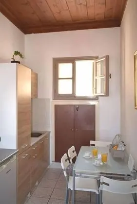 Exclusive Apart Daire, Deniz Manzaralı