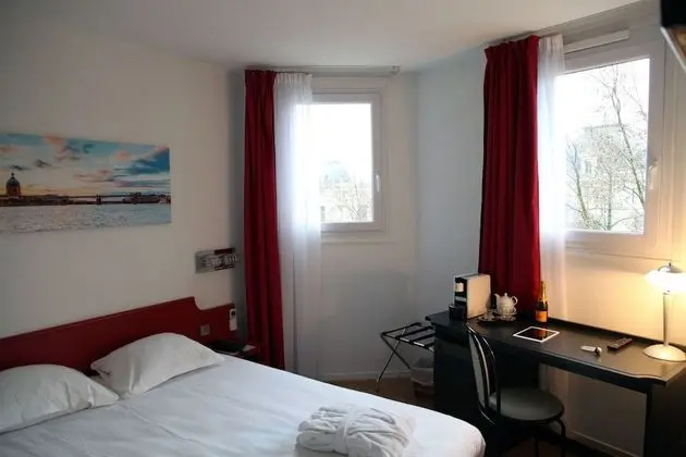 Superior Tek Büyük Yataklı Oda