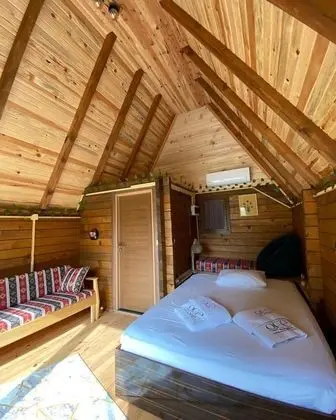 Tek Katlı Çift Kişilik Bungalov