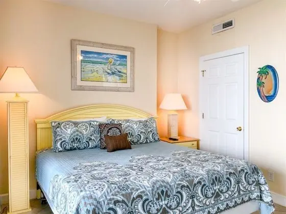 Daire (Ocean Villa 1302)