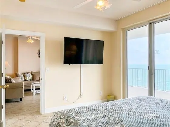 Daire (Ocean Villa 1302)