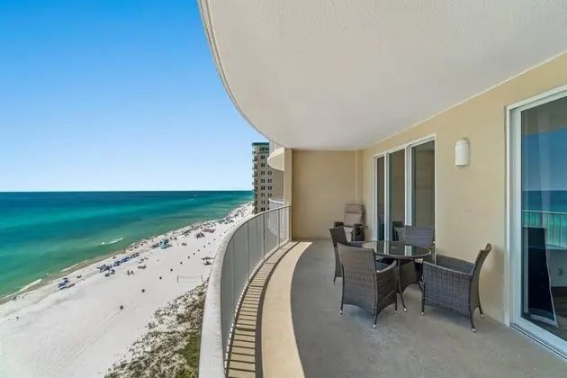 Daire (Ocean Villa 1302)