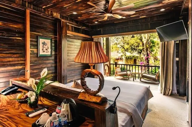 Premium Oda (Jungle Bungalow King)