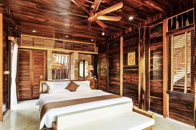 Premium Oda (Jungle Bungalow King)