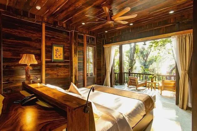 Premium Oda (Jungle Bungalow King)