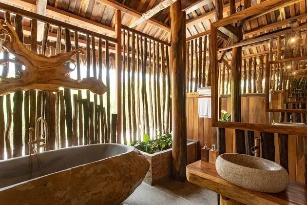 Premium Oda (Jungle Bungalow King)