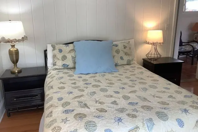 Ev (Ocean Beach Gleason Home)