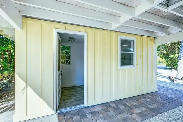 Ev (Ocean Beach Gleason Home)