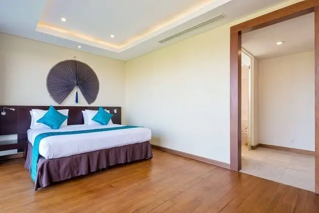 Villa, 4 Yatak Odası, Kısmi Deniz Manzarası
