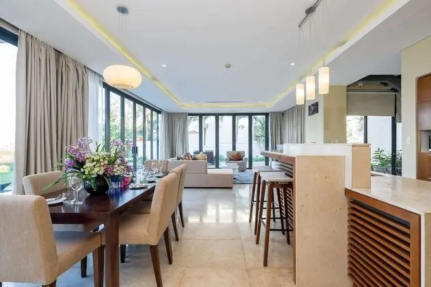 Villa, 4 Yatak Odası, Kısmi Deniz Manzarası