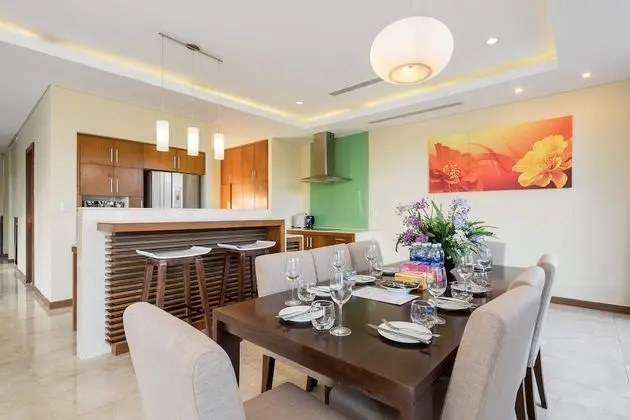 Villa, 4 Yatak Odası, Kısmi Deniz Manzarası