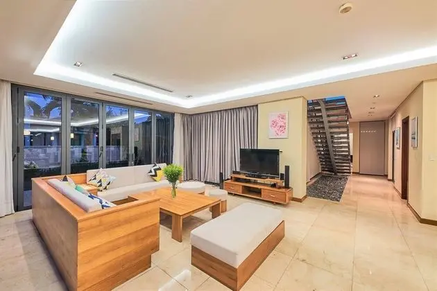 Villa, 4 Yatak Odası, Kısmi Deniz Manzarası